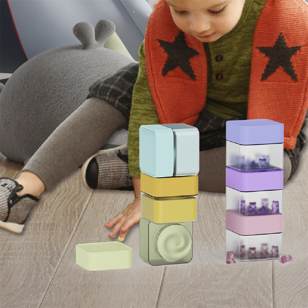 Fun Stackable Square pet Plastic Jar for gummies packaging