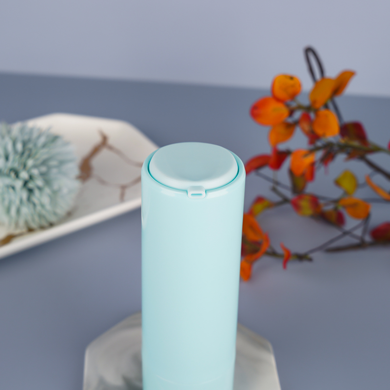 Custom Light Blue Plastic Rotating Airless Pump Bottle