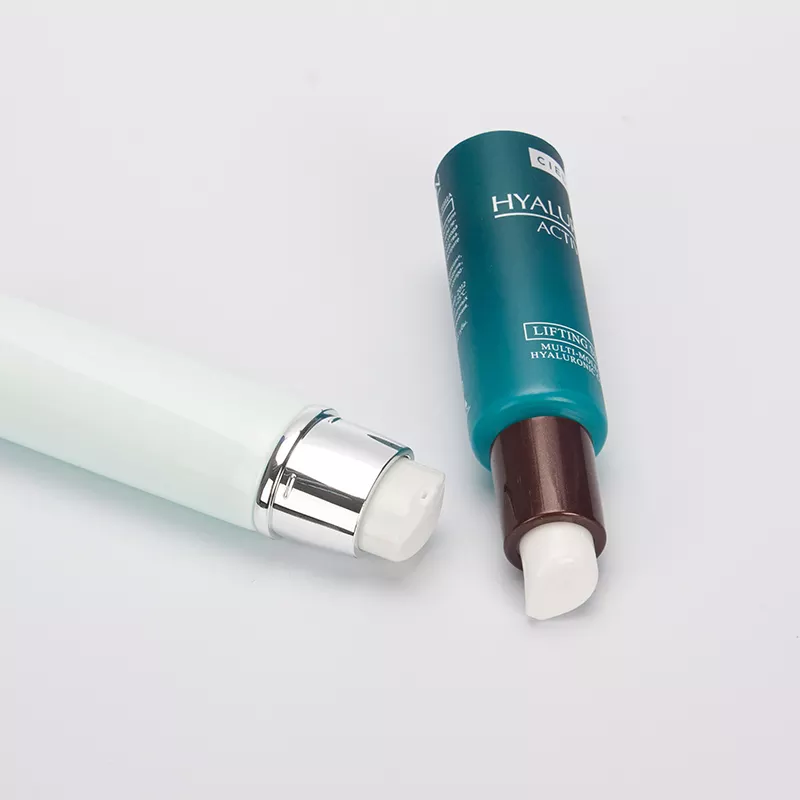 Customized Empty Tube Packaging 50ml Treatment PE Plastic Refillable Cosmetic Tube with Pump Applicator for makeup lotion