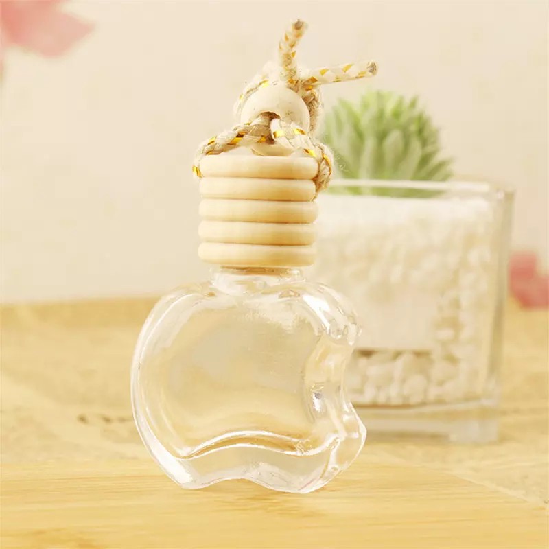 Free Sample Apple Bottle Car Pendant 10Ml Transparent Glass Perfume Empty Bottle Car Perfume Bottle with Wooden Cap