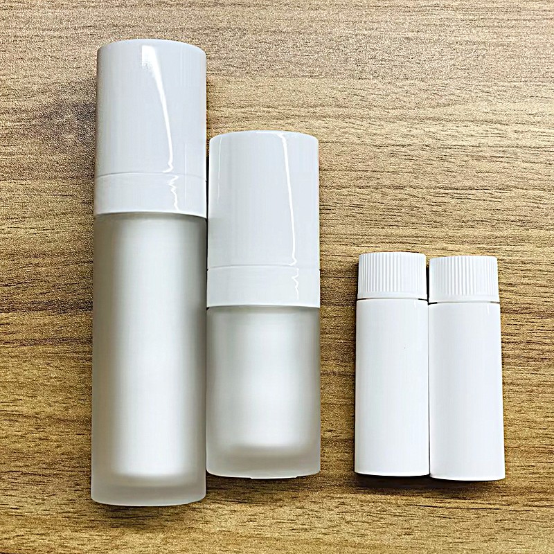 Factory Custom New 30ml 15ml 50ml eco friendly Refillable Airless Glass Pump Bottle