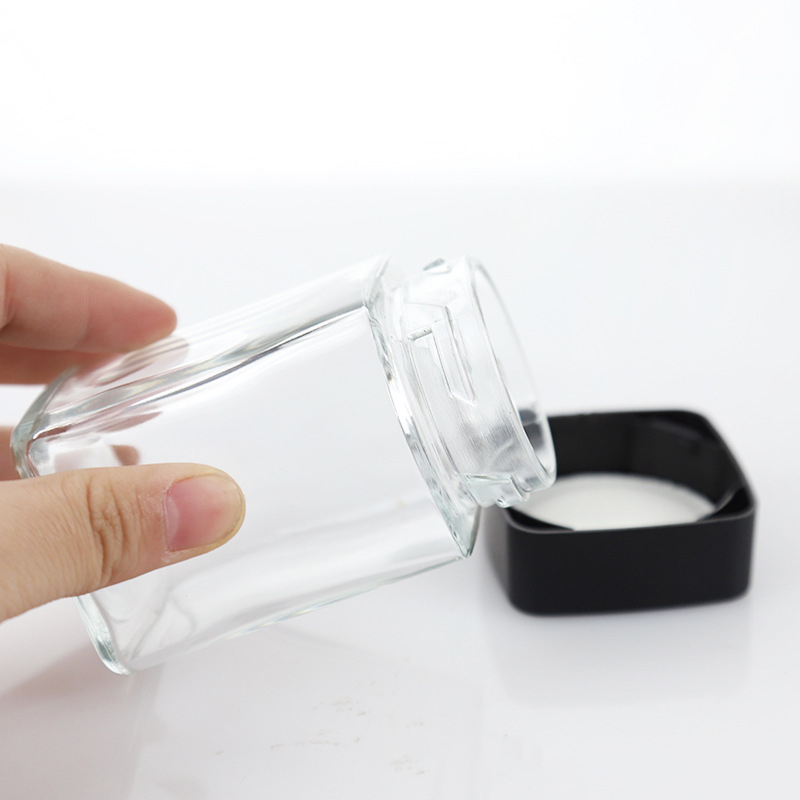 Wholesale Eco-friendly Refill Glass Large CR Jar Double Pressed Screw Cap Glass Bottle for medical container 150ml